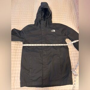 The North Face Kids/Boys Black Raincoat